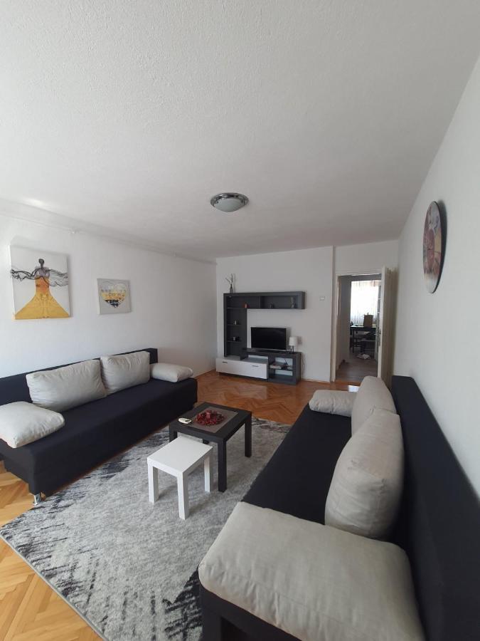 Apartman Natasa Bl Banja Luka Exteriör bild